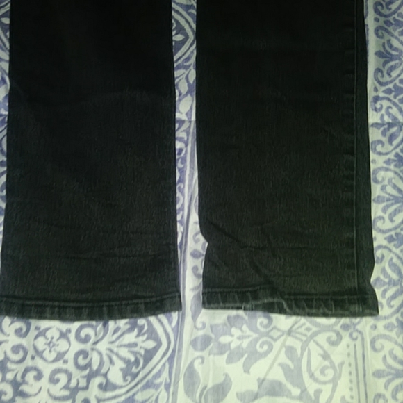 Pair of Black Pants - Picture 5 of 5